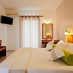Lägenhetshotell Naxos Kalimera 2*